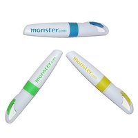 Highlighter pen with carabiner clip