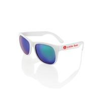 Polycarbonate sunglasses with mirrored lenses featuring UV 400 protection.......