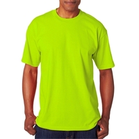 Bayside adult T-shirt with open-end yarn, a full cut, shoulder-to-shoulder...