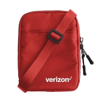 This retail-inspired crossbody portrait side bag is the perfect combination...