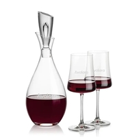 Juliette Decanter & Dakota Wine