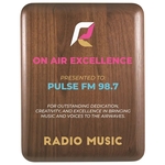 7" x 9" Elliptical Edge Round Corner Genuine Walnut Plaque