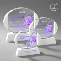 Darwin VividPrint™ Award on Newhaven Base - White