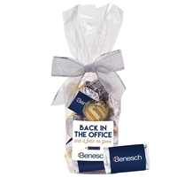 It's America's favorite Hershey'sA® everyday mix in a 2.25"L x 1.875"W......