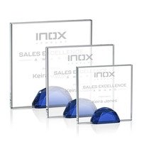 The striking Entwhistle Award features a dazzling 0.5" Starfire Crystal...