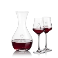 The Lead-Free Crystalline Adelita Carafe features a classic decanting shape...