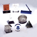 Lucite®Classic Shapes - Wedges