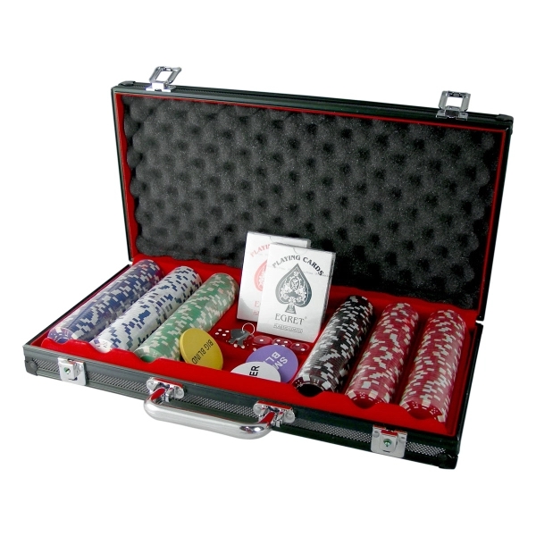 Three hundred piece poker set with case.... from ASI 37783 Beyond Mfg (B M F G) Int'l / Poker N' Games