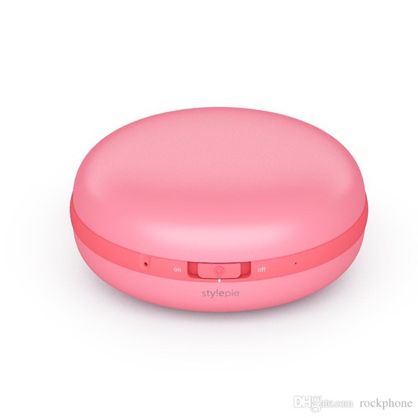 Hand warmer & power bank in this delicious looking macaroon shape.... from ASI 31978 Admanline