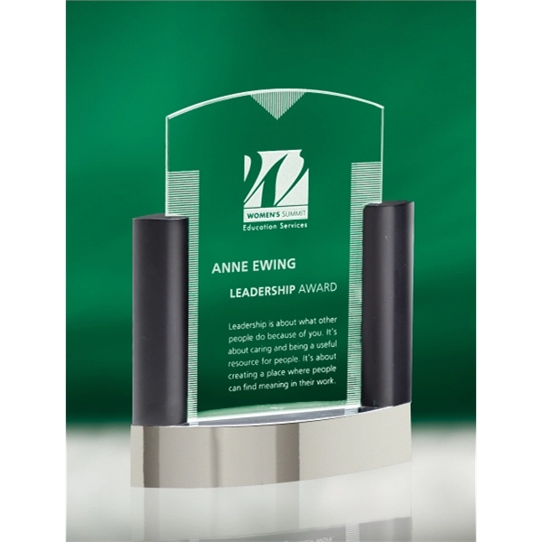 Neopolitan award made of jade crystal with a chrome base and... from ASI 62985 J. Charles