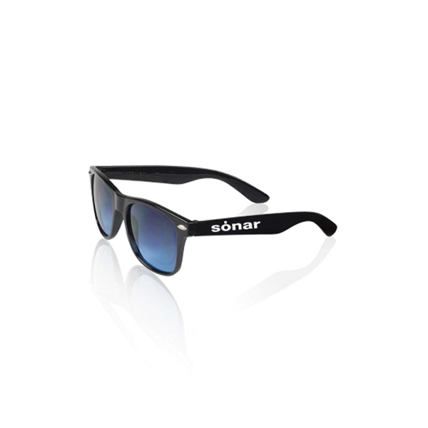 Polycarbonate sunglasses with gradient lenses inspired by the ocean and UV... from ASI 39552 BEL Promo