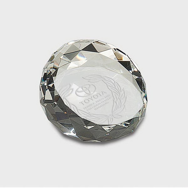 2.5" x 1.75" round crystal paperweight that comes in a velvet-lined... from ASI 74601 Calico