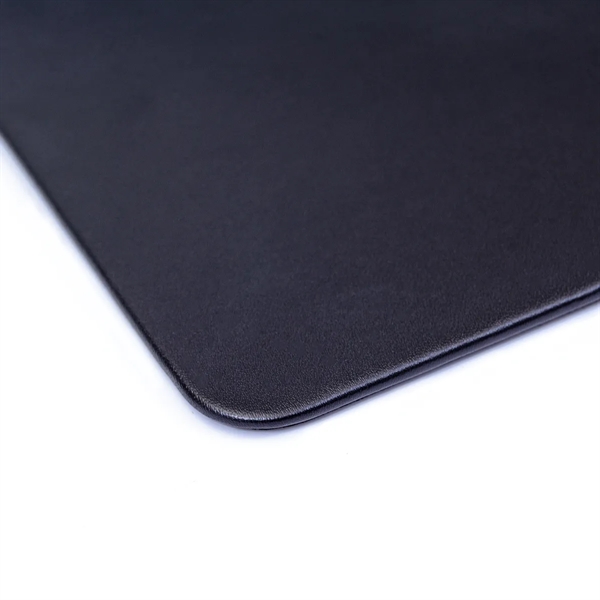 Black leatherette conference pad measuring 17" x 14" with a thin... from ASI 48125 Dacasso / DaCasso