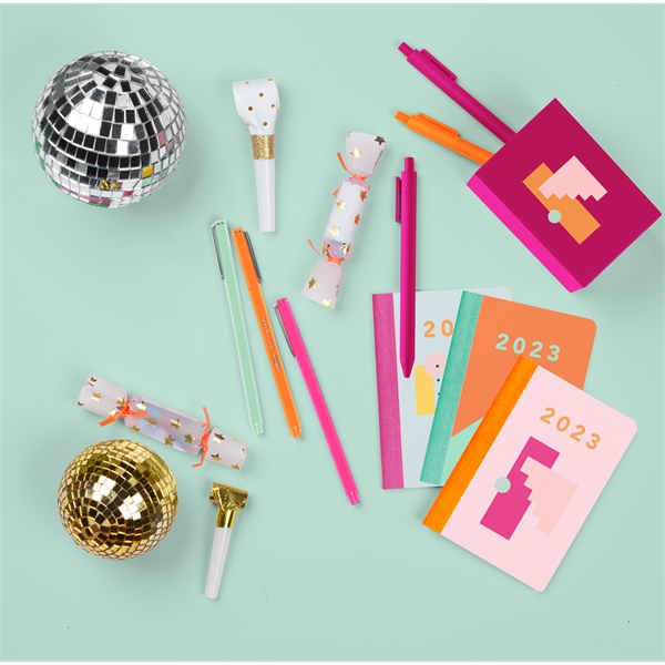 New Years kit includes a desk calendar, set of notebooks, pen... from ASI 74710 Numo