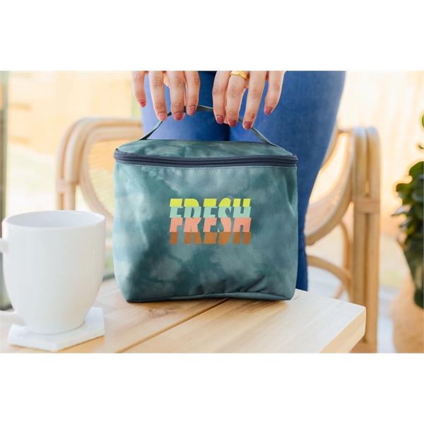 Rectangular make-up kit with a zippered closure.... from ASI 74710 Numo