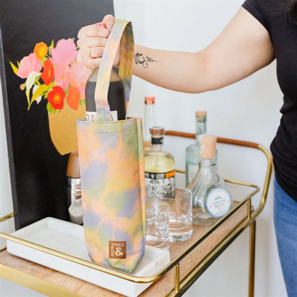 Every A Tote Called Wanda keeps 2 plastic bottles out of... from ASI 74710 Numo