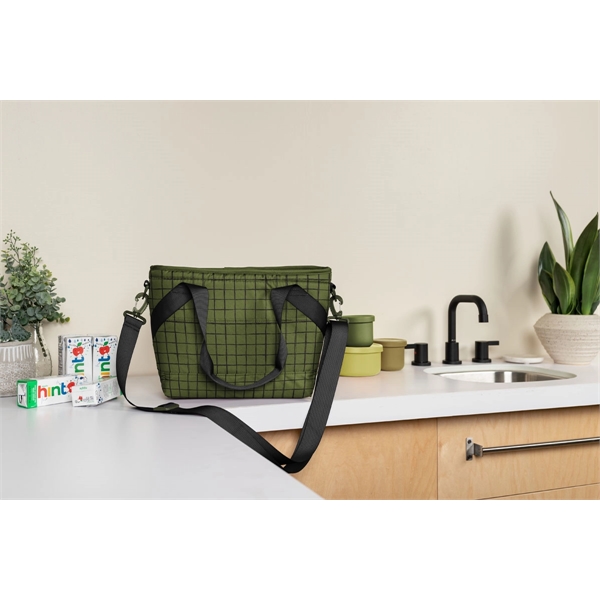 Anyone in need of a big, soft-sided, heat-sealed party-sized Even Cooler... from ASI 74710 Numo