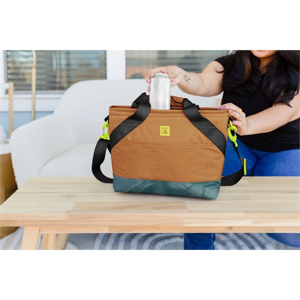 Anyone in need of a big, soft-sided, heat-sealed party-sized Even Cooler... from ASI 74710 Numo