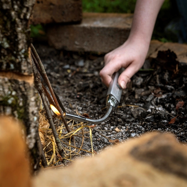 Dual-flame, ultra wind resistant flex neck lighter from Zippo. Perfect for... from ASI 46170 Compass Industries Inc
