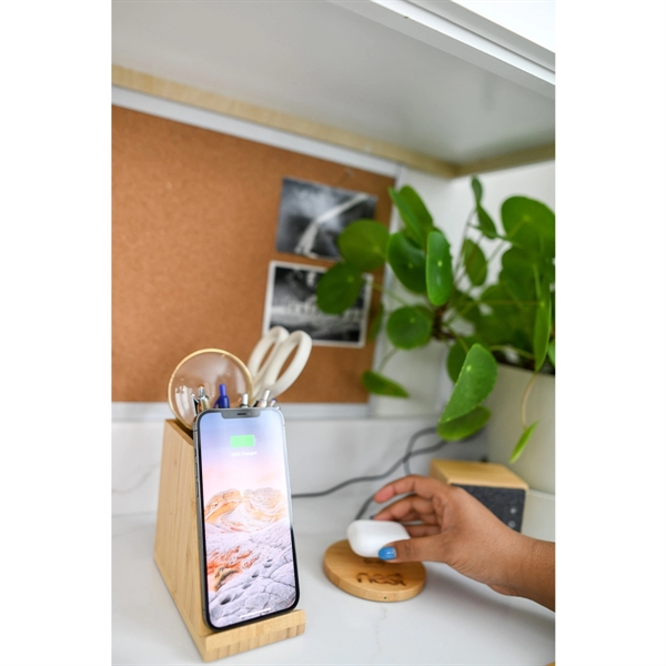 Wirelessly charge your devices.... from ASI 56070 Gemline / Gemline®