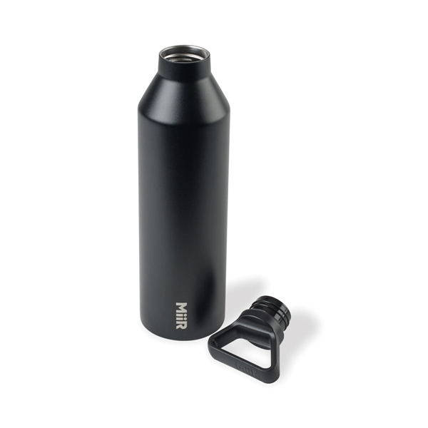 23 oz. bottle with double wall vacuum insulation and stainless steel... from ASI 56070 Gemline / Gemline®