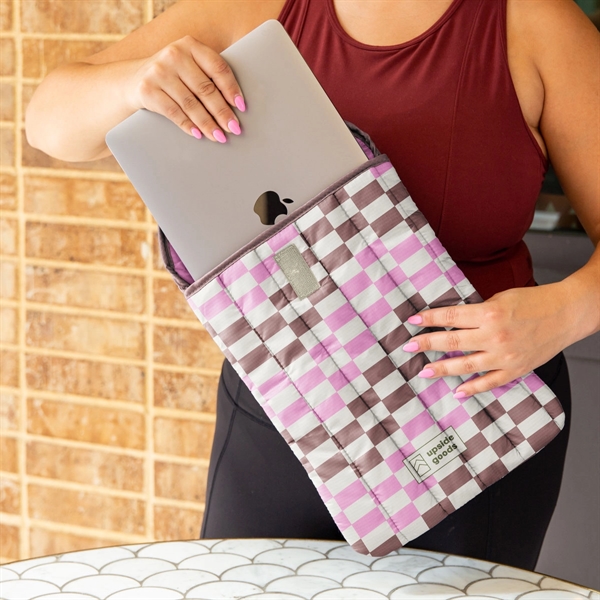 Like a puffy jacket for your computer! Keeping things simple, this... from ASI 74710 Numo