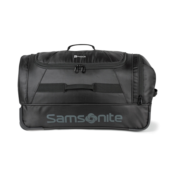 Durable casual duffel for easy travel. The large U-shaped opening makes... from ASI 56070 Gemline / Gemline®