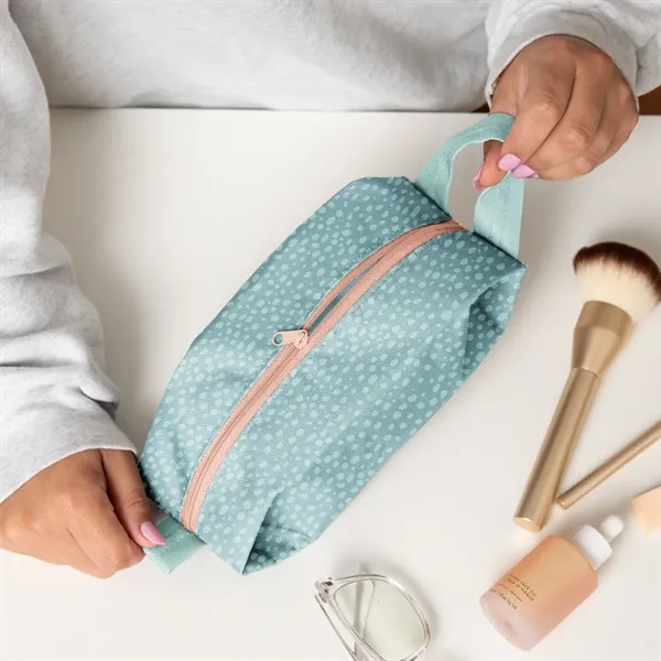 Kit for toiletries with a zippered closure.... from ASI 74710 Numo