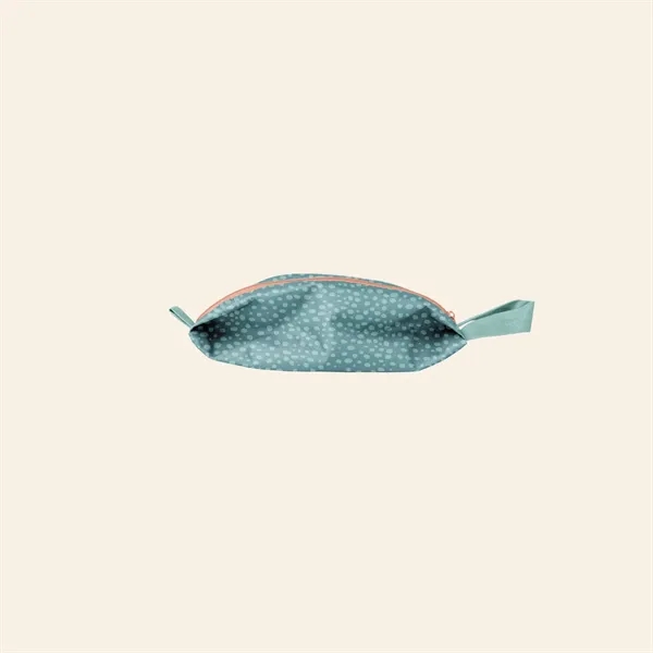 Kit for toiletries with a zippered closure.... from ASI 74710 Numo