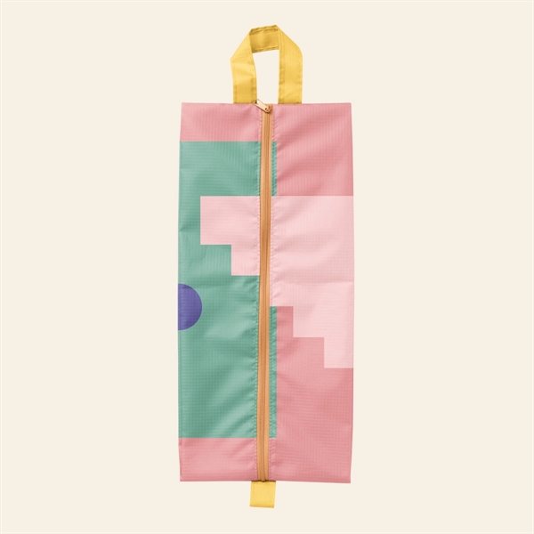 Kit for toiletries with a zippered closure.... from ASI 74710 Numo