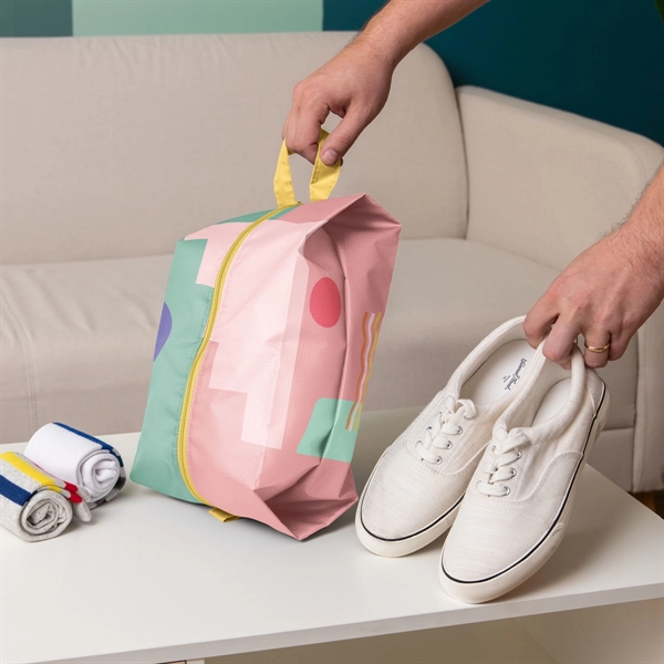 Kit for toiletries with a zippered closure.... from ASI 74710 Numo