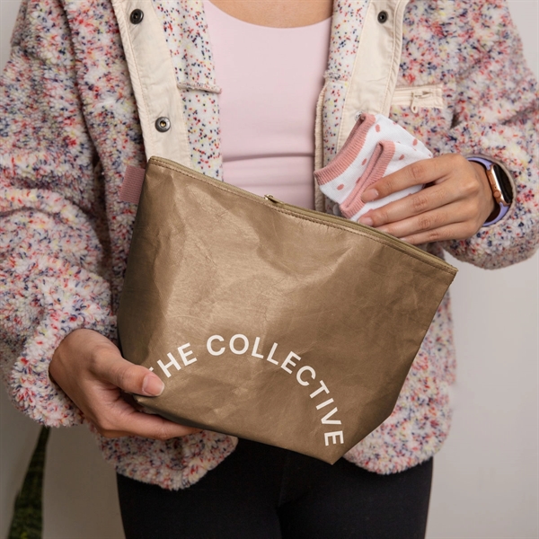 Tweedle Dum is the anything-goes kind of pouch. With a wide,... from ASI 74710 Numo