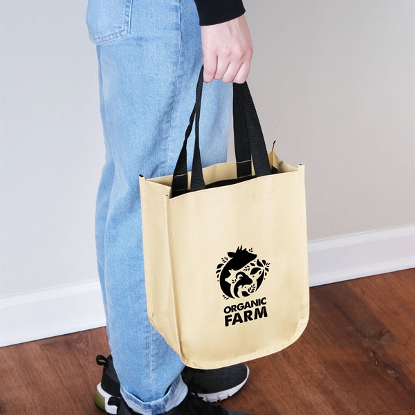 This kraft fashion tote is made from 50% recycled laminated kraft... from ASI 61966 HPG / Beacon Promotions