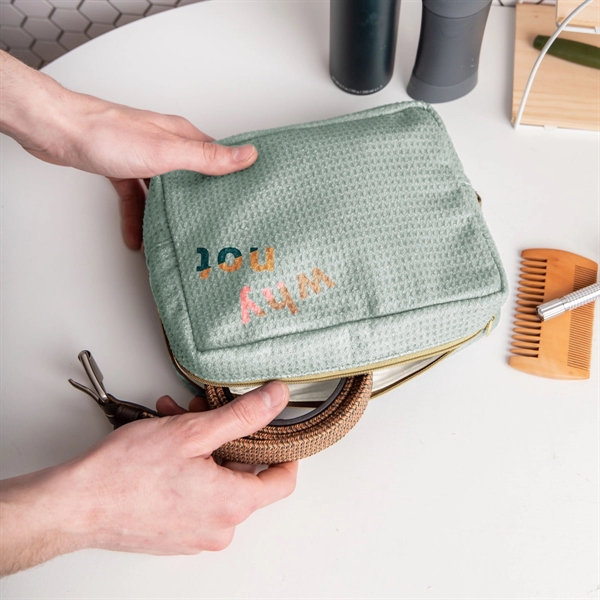 The Busy Bee pouch features a small gusset and a well-proportioned... from ASI 74710 Numo