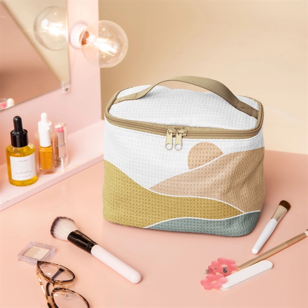 The Soulmate holds everything you need, with a useful handle to... from ASI 74710 Numo