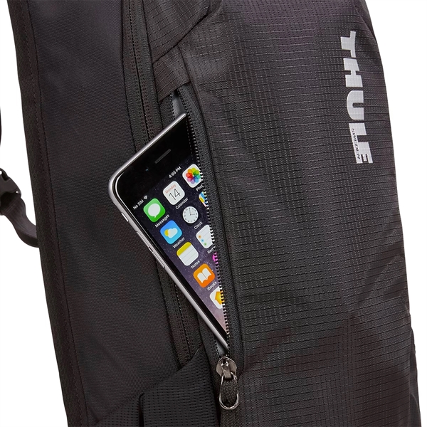 Thule Uptake 4L Hydration Pack is a high-quality bag with practical... from ASI 61005 Hirsch Gift Inc
