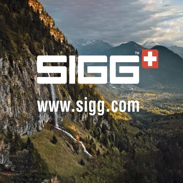 SIGG™ WMB Classic Traveller Mountain Bottle 34oz... from ASI 84592 St Regis Group