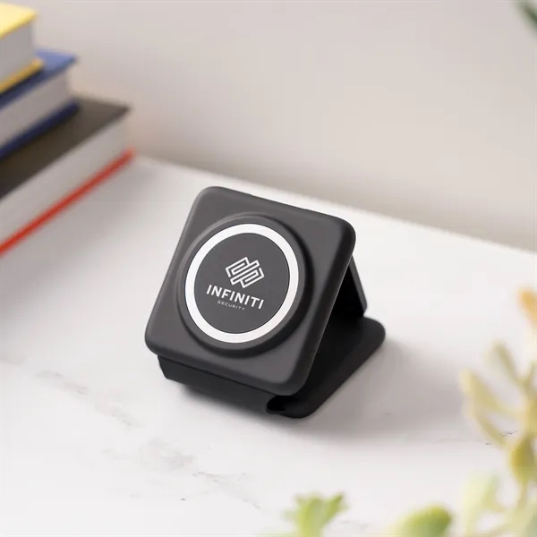 An all-in-one charger for your phone, watch and earbuds. Featuring a... from ASI 91435 Tomax USA / Tomax