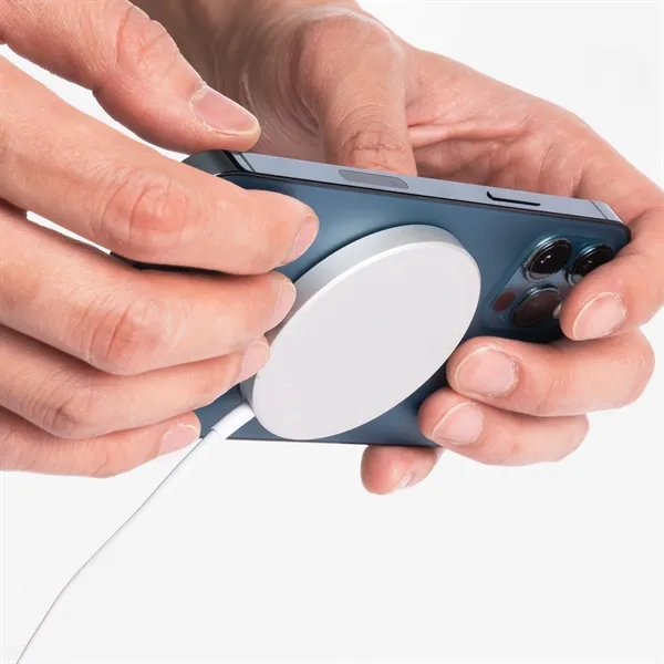 A simple, yet ingenious way of effortlessly charging your phone at... from ASI 91435 Tomax USA / Tomax