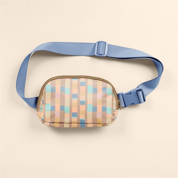 Adjustable nylon webbing belt. Double-pull zipper. Lined with ripstop nylon.... from ASI 74710 Numo