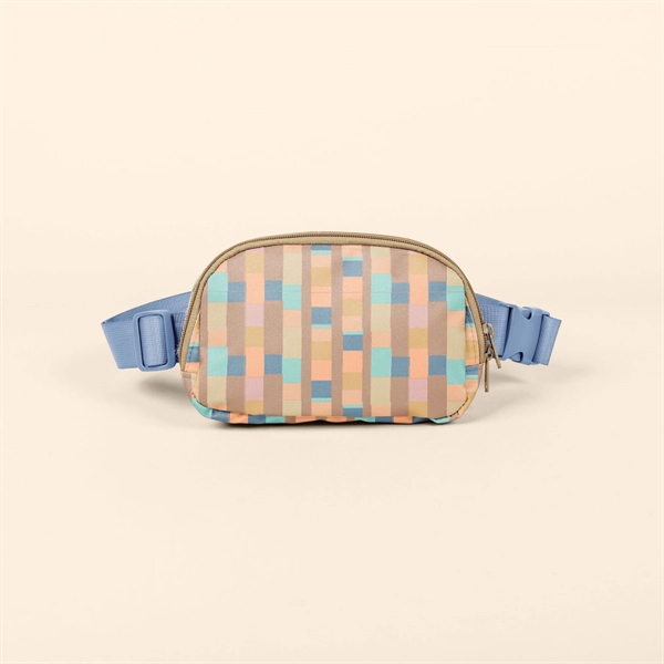 Adjustable nylon webbing belt. Double-pull zipper. Lined with ripstop nylon.... from ASI 74710 Numo