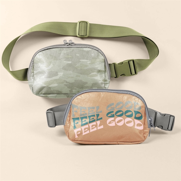 Adjustable nylon webbing belt. Double-pull zipper. Lined with ripstop nylon.... from ASI 74710 Numo