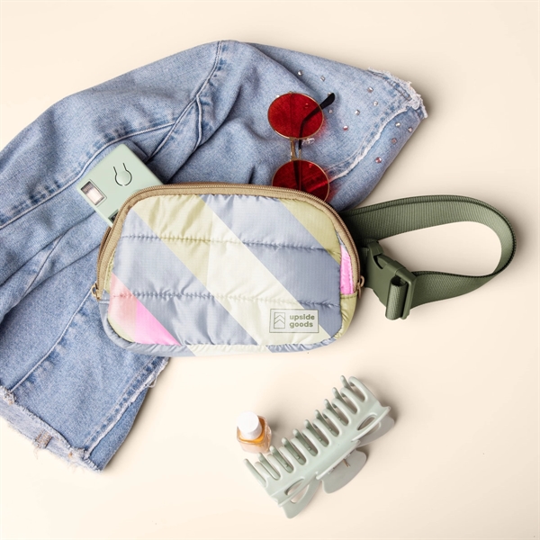 Adjustable nylon webbing belt. Double-pull zipper. Lined with ripstop nylon.... from ASI 74710 Numo