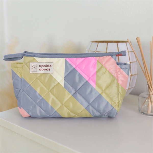 he Jetsetter Large is a large rectangular pouch with a zipper... from ASI 74710 Numo