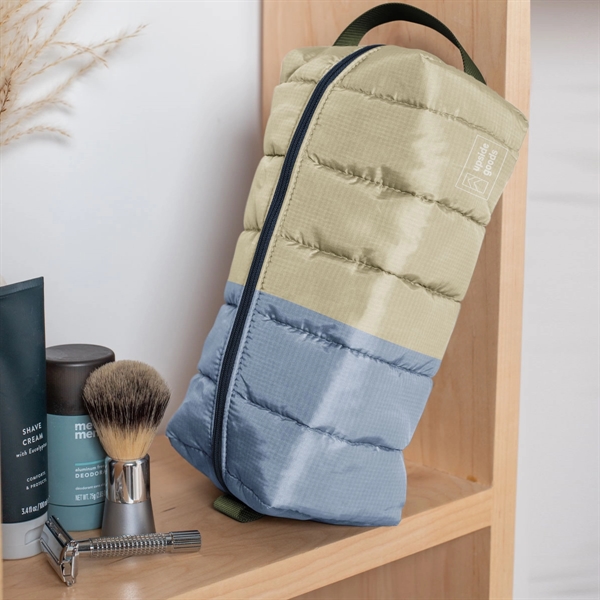 Inspired by the traditional shape and function of the Dopp kit,... from ASI 74710 Numo