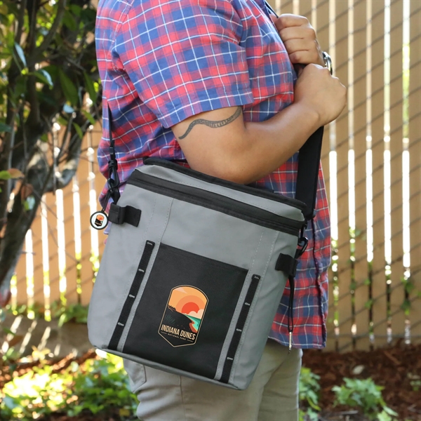 Made from durable tarpaulin & is insulated with padded PE foam.... from ASI 61966 HPG / OrigAudio HPG Gold