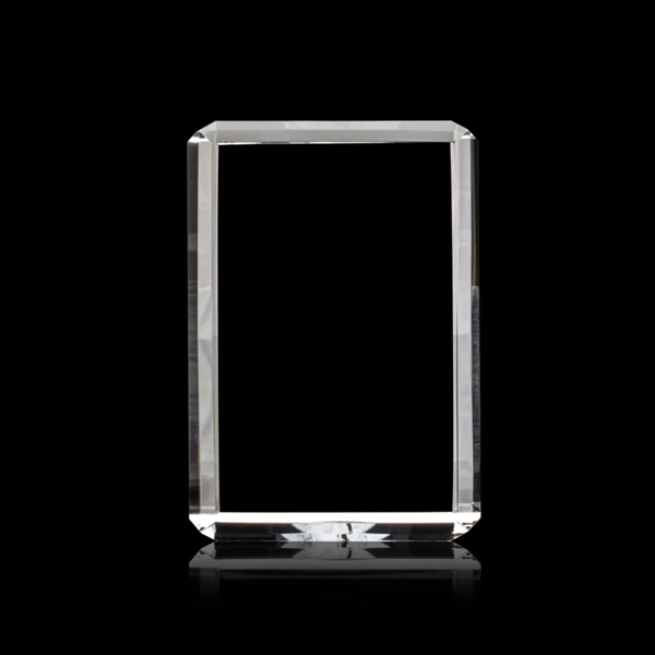 Beautiful 3 Dimensional etching inside the horizontal crystal... from ASI 84592 St Regis Group / St Regis