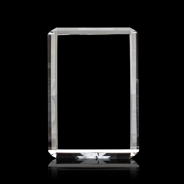 Beautiful 3 Dimensional etching inside the horizontal crystal... from ASI 84592 St Regis Group / St Regis