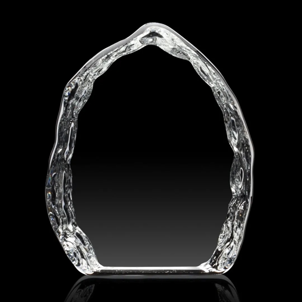 The sculptured staggered edges of our Ashdale iceberg help create an... from ASI 84592 St Regis Group / St Regis