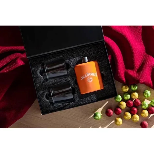 Flask & Island Rocks Gift Set... from ASI 57800 Gordon Sinclair